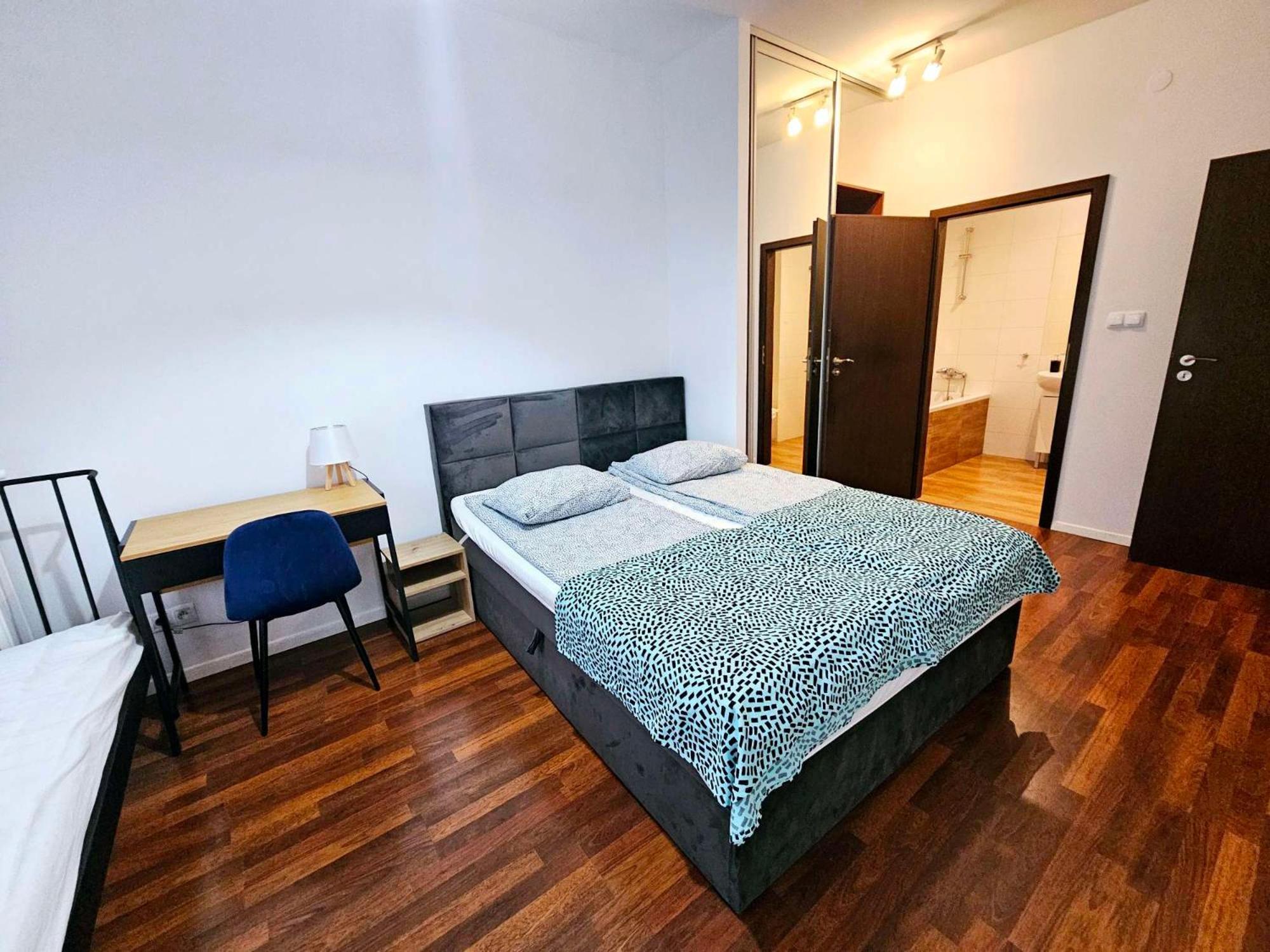 Rydygiera 17 Own Tv Wifi Hostel Warszawa